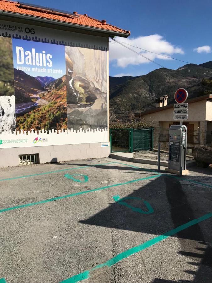 Gite De La Fontaine Gorges De Daluis Exteriér fotografie